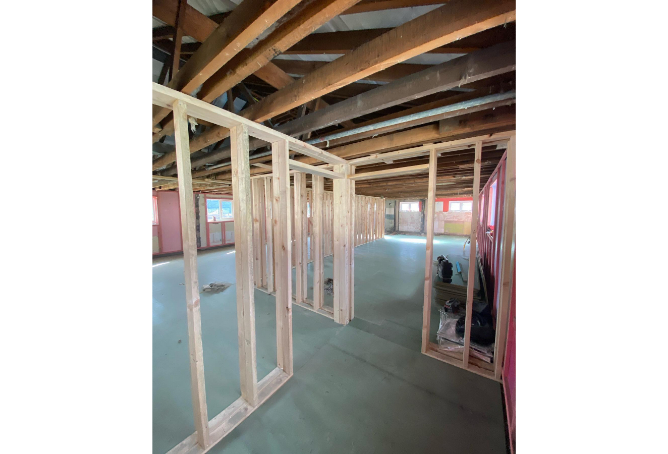 Frame in Raglan